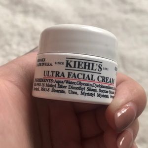 Travel Kiehl’s ultra facial cream